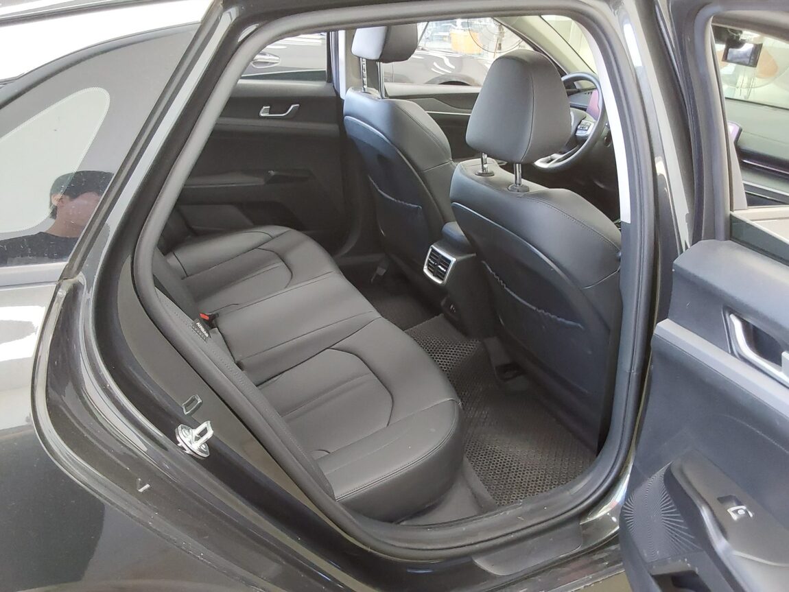 KIA THE NEW K5 (DL3) 2.0 LPI PRESTIGE 2024 - zdjęcie 13