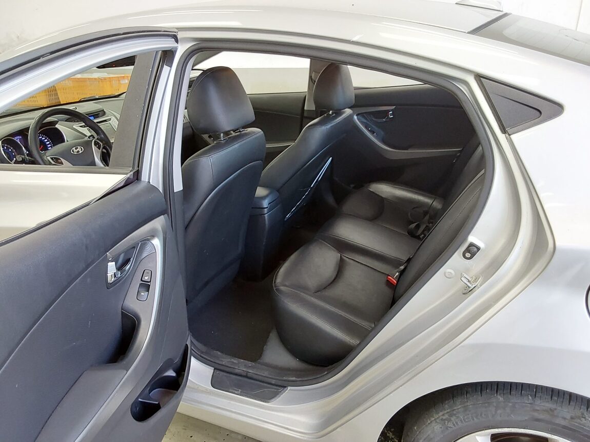 HYUNDAI AVANTE MD M16 GDi PREMIER 2012 - zdjęcie 12