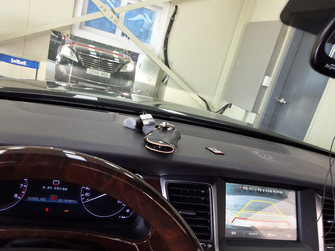 HYUNDAI EQUUS (NEW) VS380 MODERN 2014 - zdjęcie 25