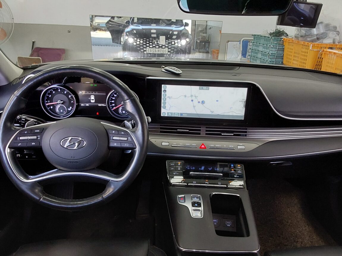 HYUNDAI THE NEW GRANDEUR IG LPi 3.0 RENTAL CAR MODERN 2020 - zdjęcie 11