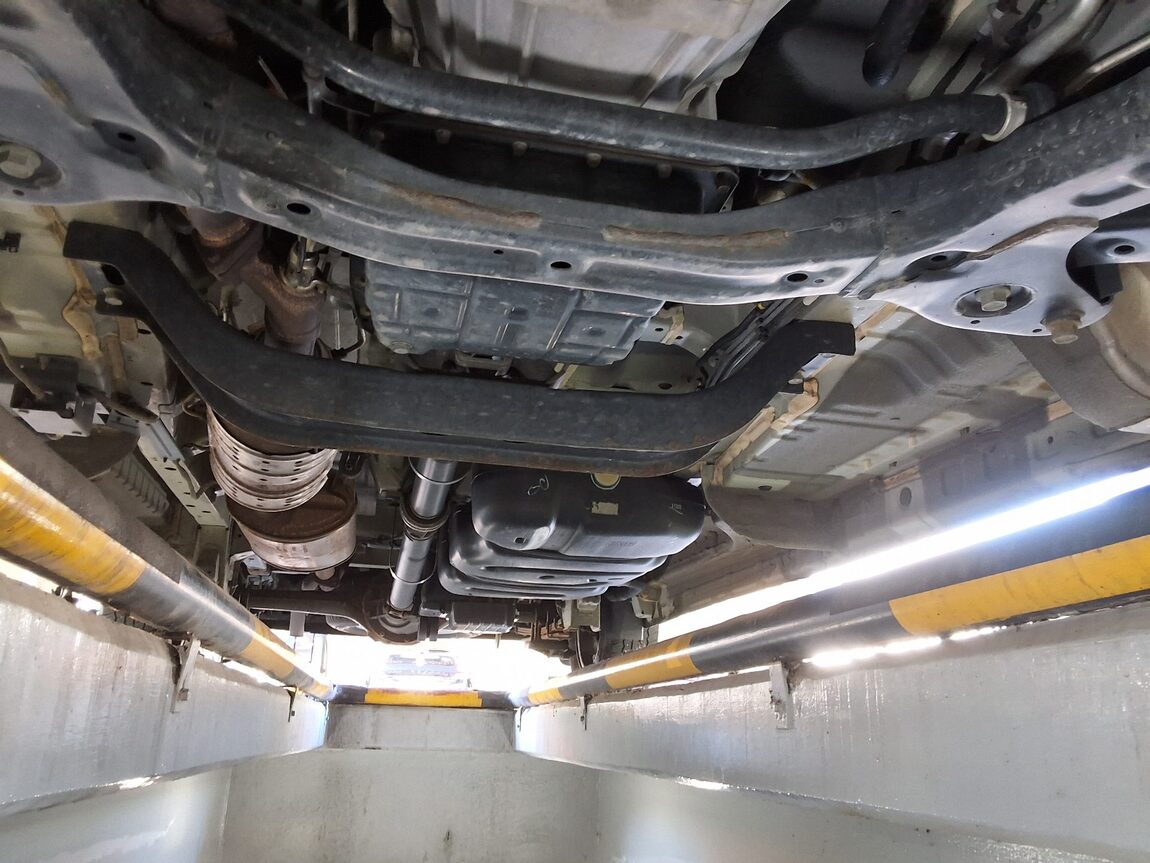 HYUNDAI THE NEW GRAND STAREX 5-SEATER DIESEL VAN MODERN 2021 - zdjęcie 19