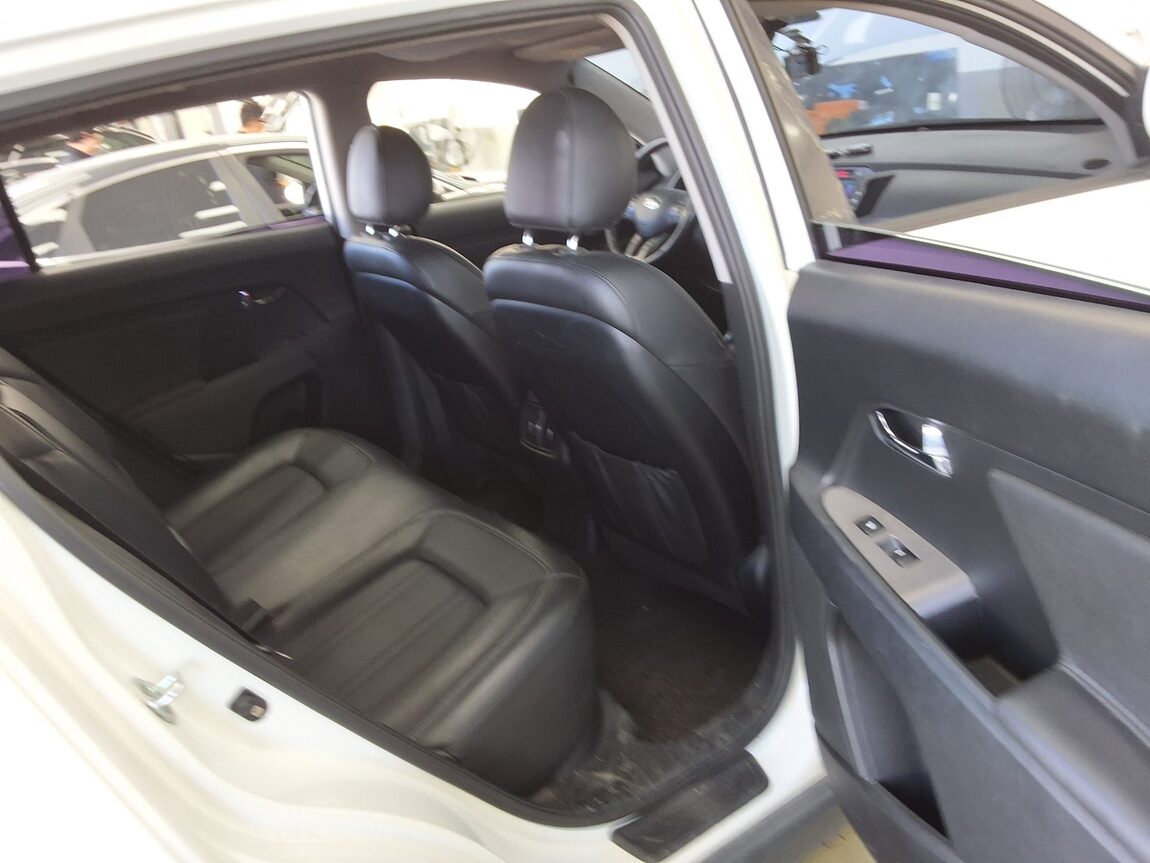 KIA THE NEW SPORTAGE R DIESEL R2.0 2WD PRESTIGE 2014 - zdjęcie 13