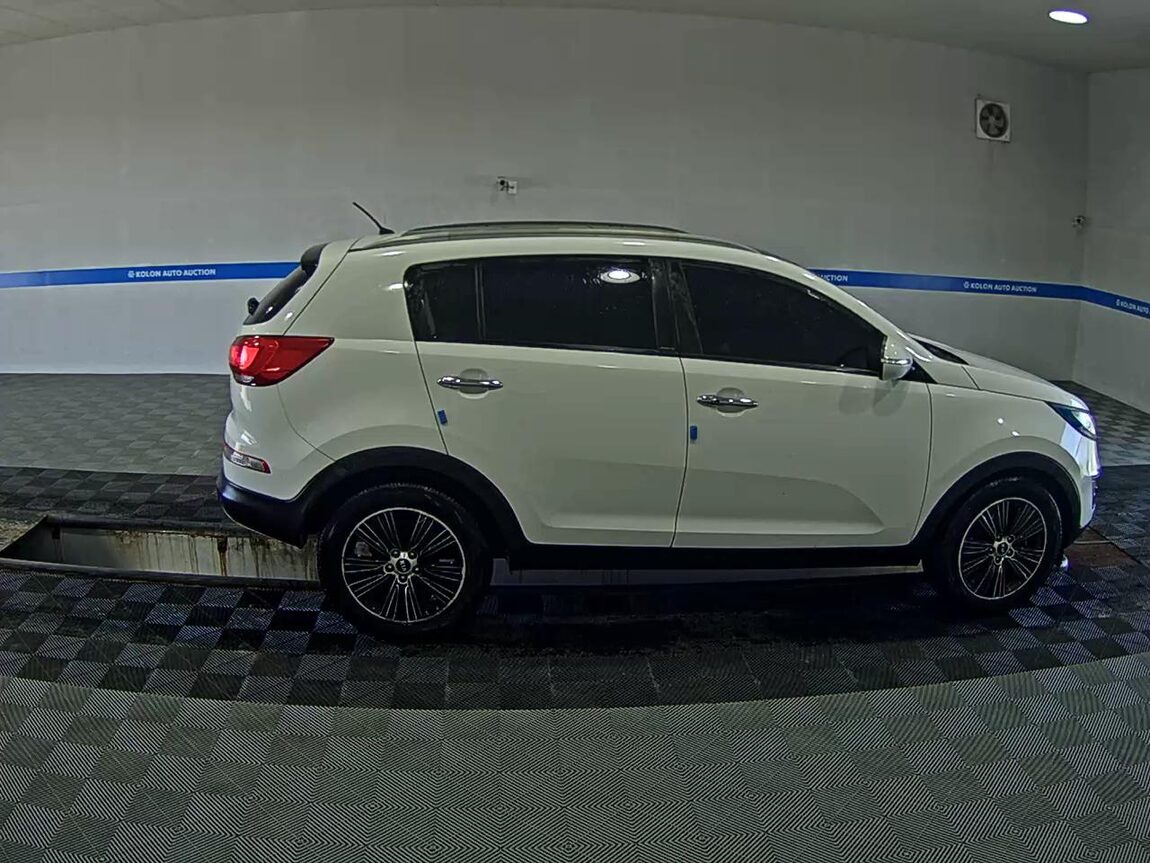 KIA THE NEW SPORTAGE R DIESEL R2.0 2WD PRESTIGE 2014 - zdjęcie 4