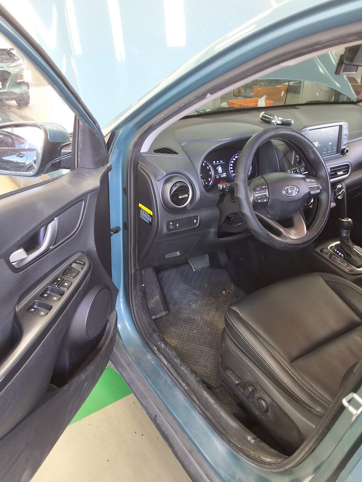 HYUNDAI KONA 1.6 GASOLINE 2WD MODERN POP 2018 - zdjęcie 10