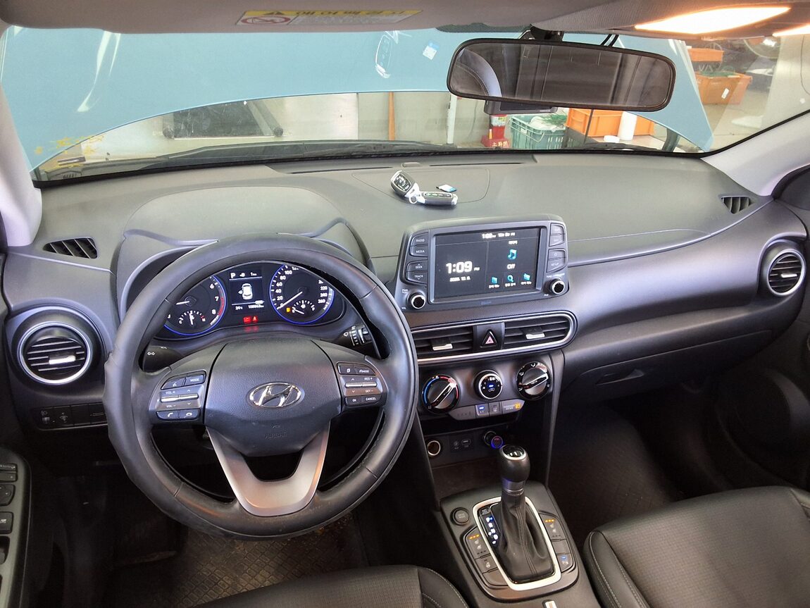 HYUNDAI KONA 1.6 GASOLINE 2WD MODERN POP 2018 - zdjęcie 11
