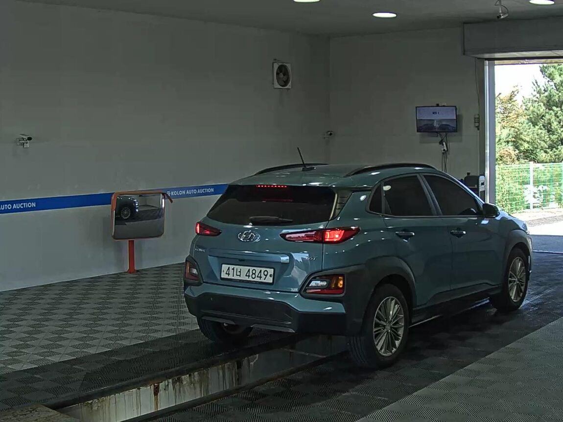 HYUNDAI KONA 1.6 GASOLINE 2WD MODERN POP 2018 - zdjęcie 5