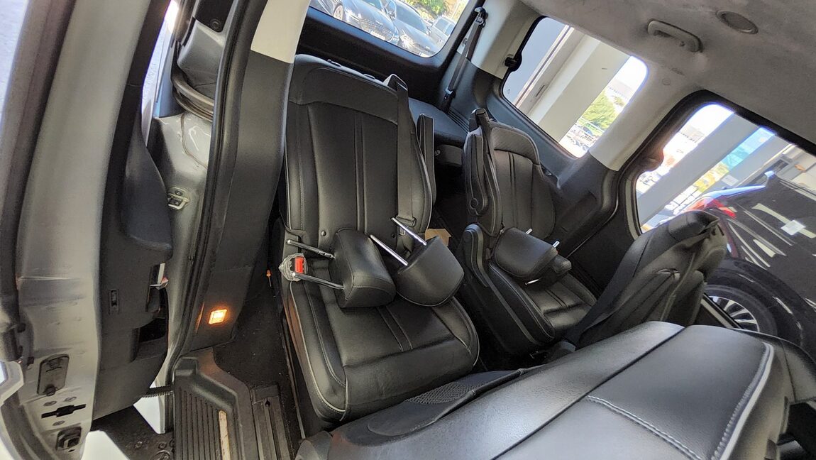 HYUNDAI STARIA 2.2 DIESEL LOUNGE 9-SEATER 4WD PRESTIGE 2023 - zdjęcie 21