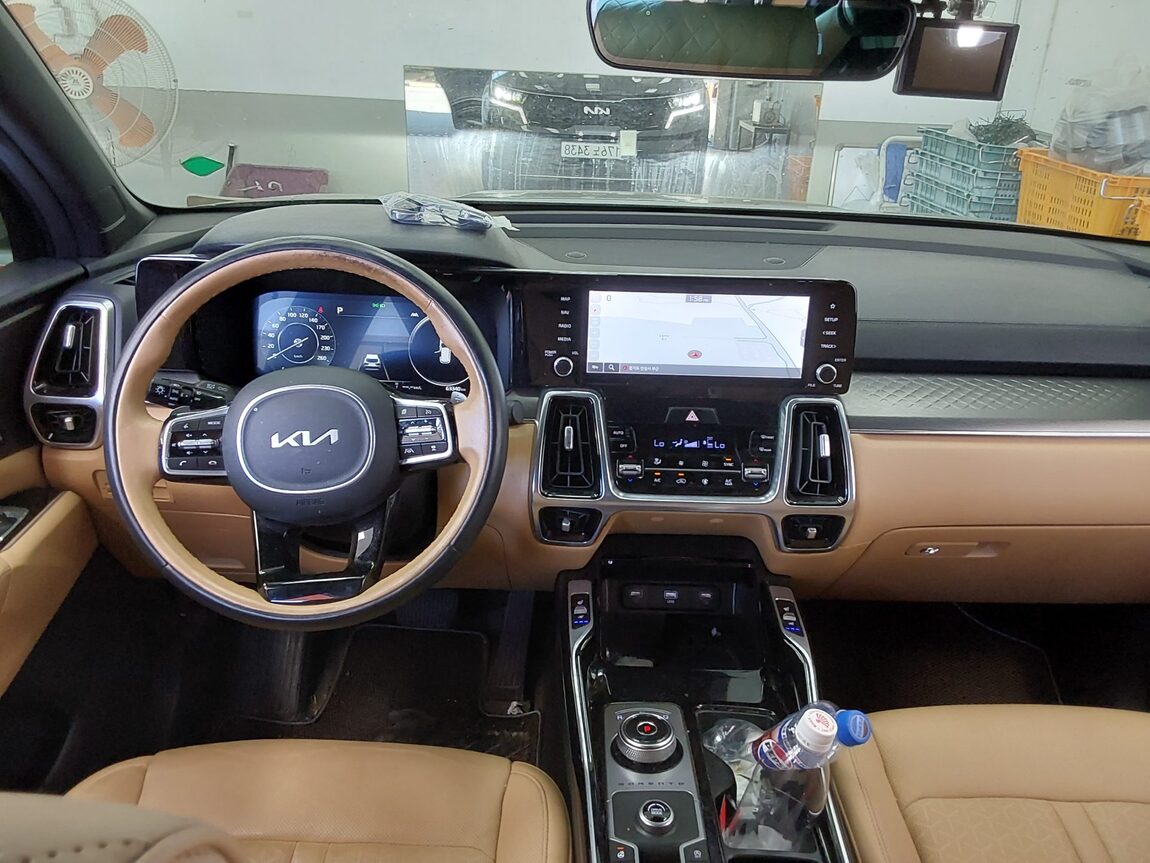 KIA NEW SORENTO (MQ4) 2.2 DIESEL 2WD NOBLESSE 2023 - zdjęcie 11