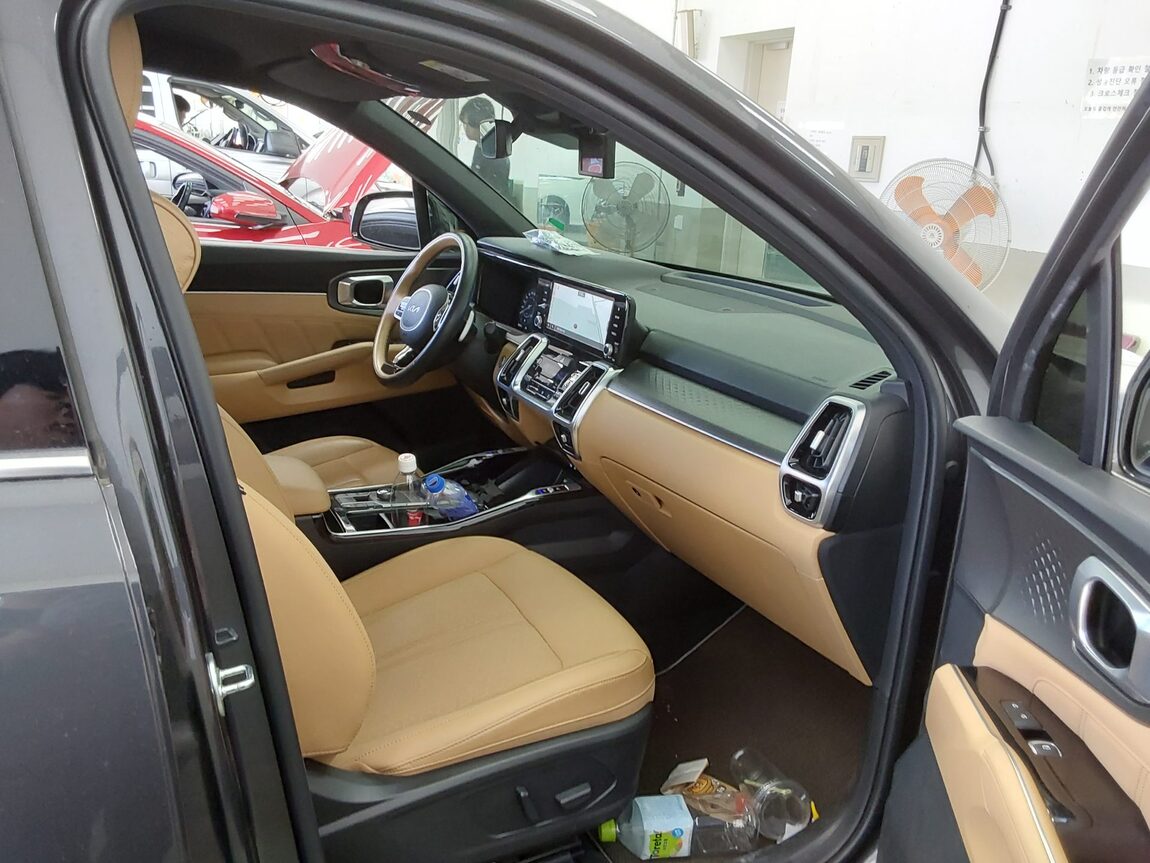 KIA NEW SORENTO (MQ4) 2.2 DIESEL 2WD NOBLESSE 2023 - zdjęcie 14