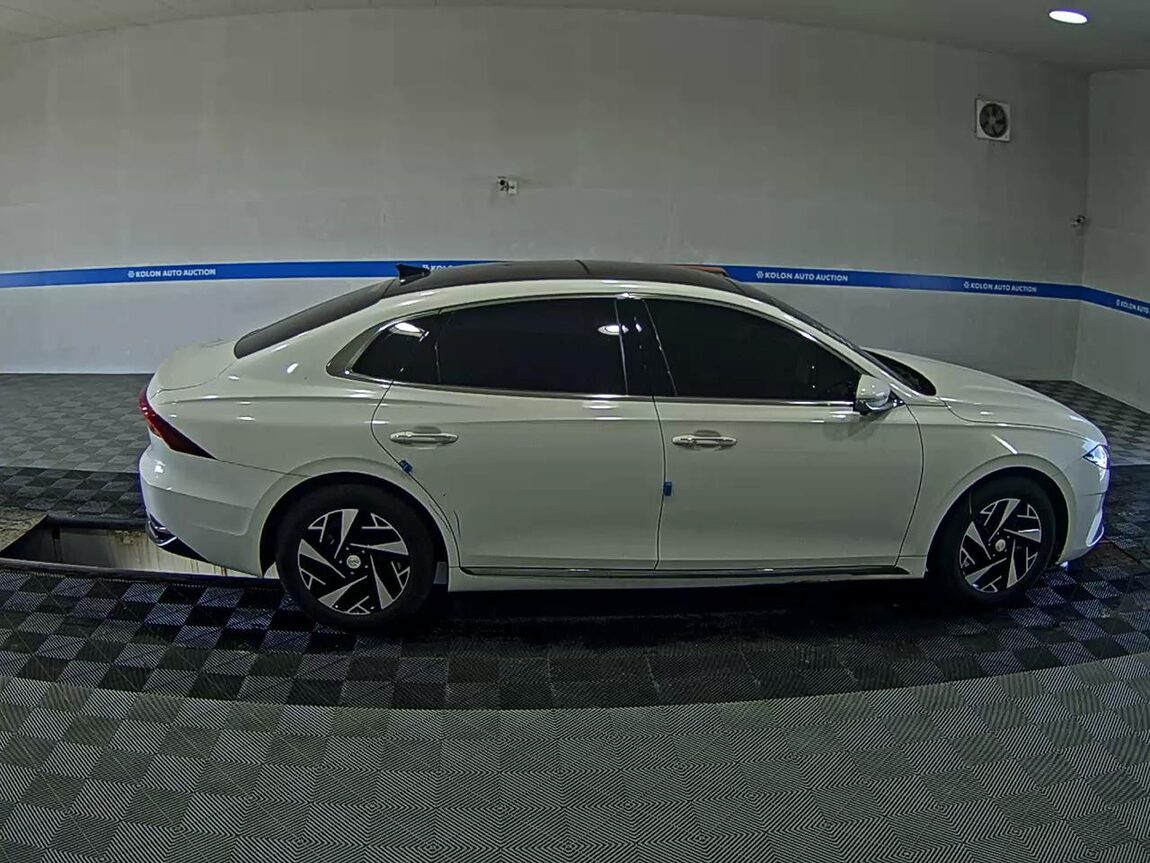 HYUNDAI THE NEW GRANDEUR IG HYBRID 2.4 HEV LE BLANC 2022 - zdjęcie 4