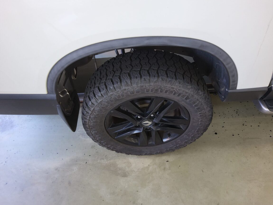 KG MOBILITY (SSANGYONG) REXTON SPORTS KHAN DIESEL 2.2 4WD NOBLESSE DYNAMIC 5 LINK 2020 - zdjęcie 24