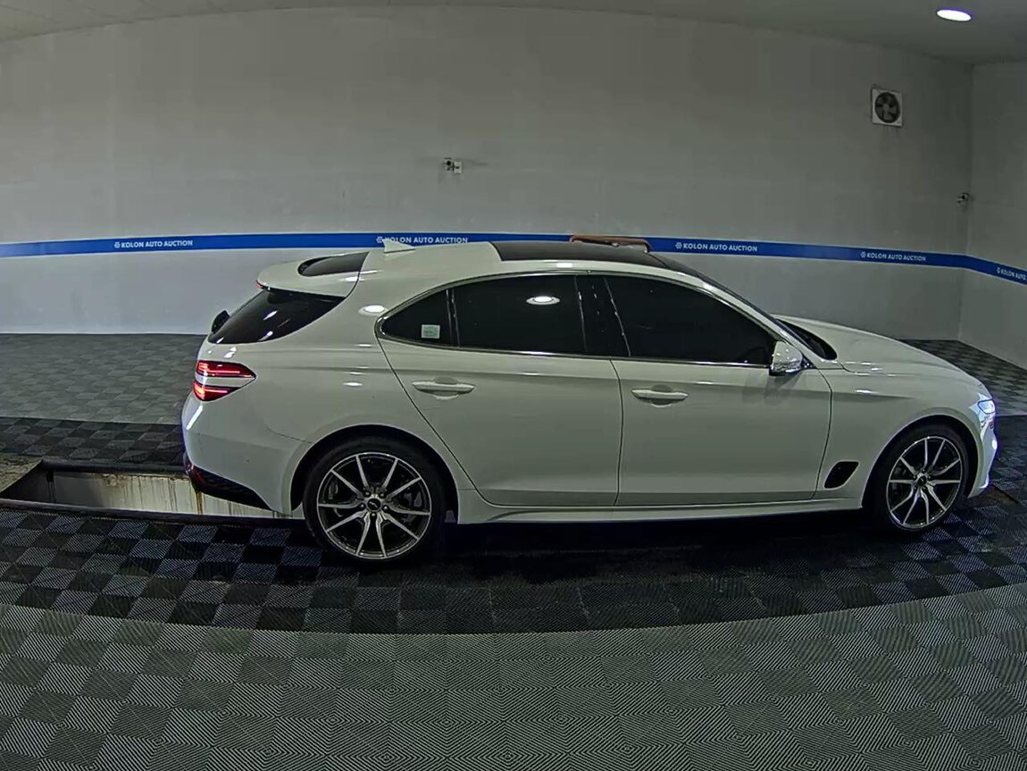 GENESIS THE NEW G70 GASOLINE 2.0T AWD SHOOTING BRAKE PREMIUM 2023 - zdjęcie 4