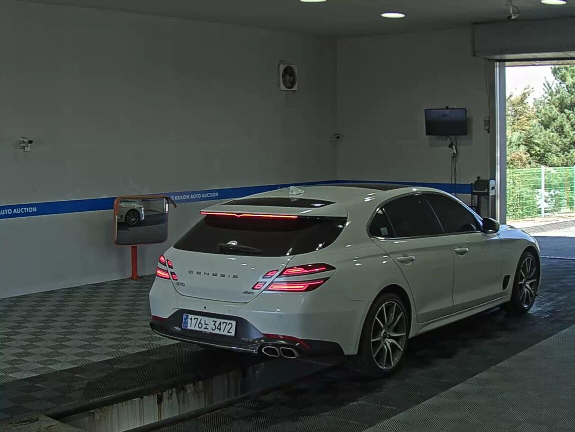 GENESIS THE NEW G70 GASOLINE 2.0T AWD SHOOTING BRAKE PREMIUM 2023 - zdjęcie 5
