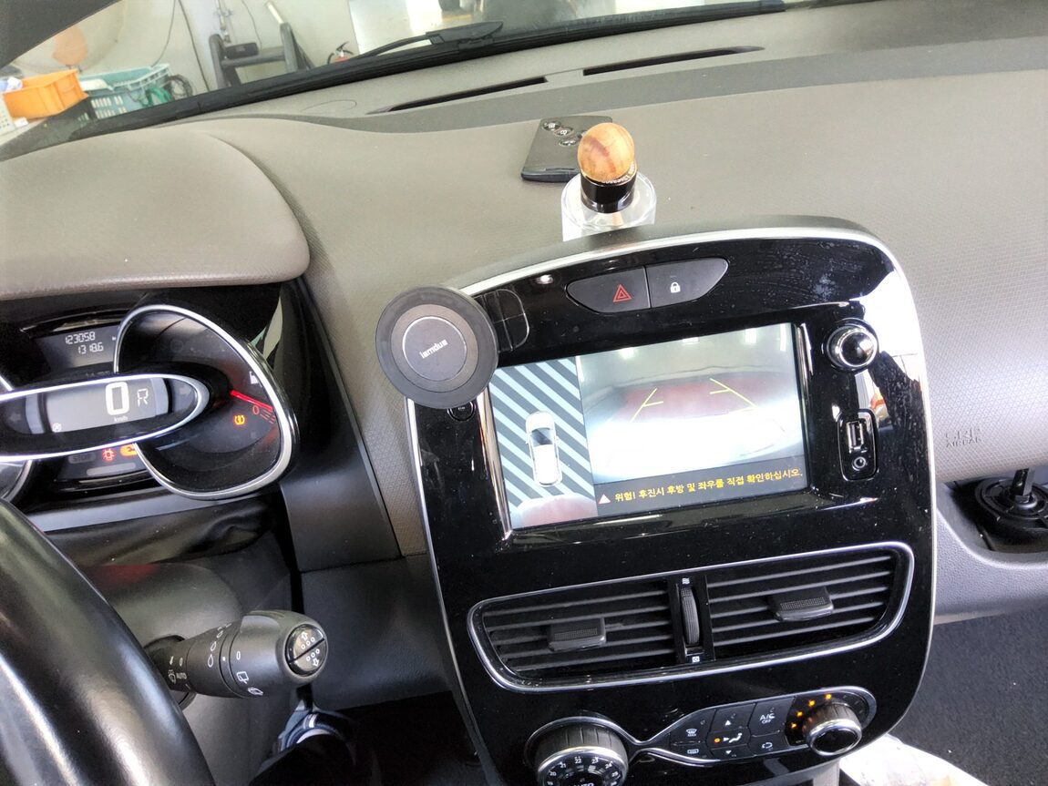 RENAULT (SAMSUNG) CLIO 1.5 DIESEL INTENSE 2018 - zdjęcie 17