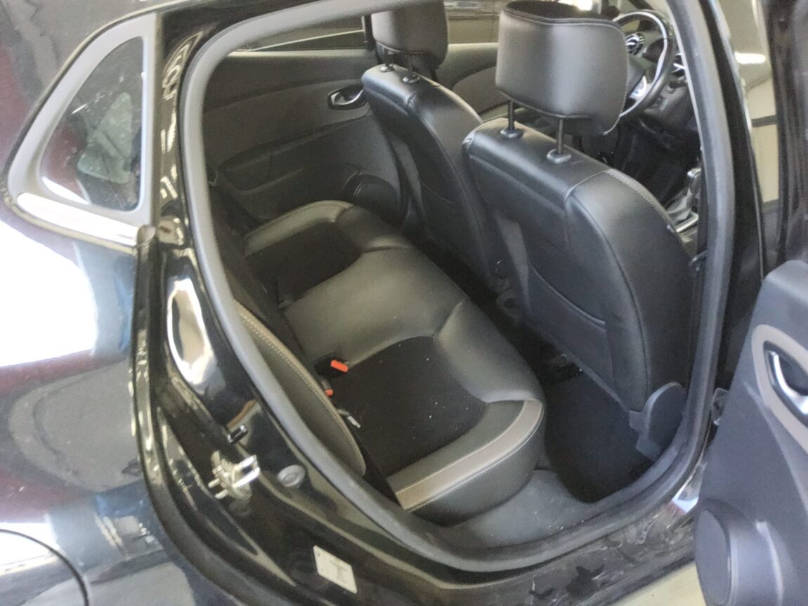 RENAULT (SAMSUNG) CLIO 1.5 DIESEL INTENSE 2018 - zdjęcie 13