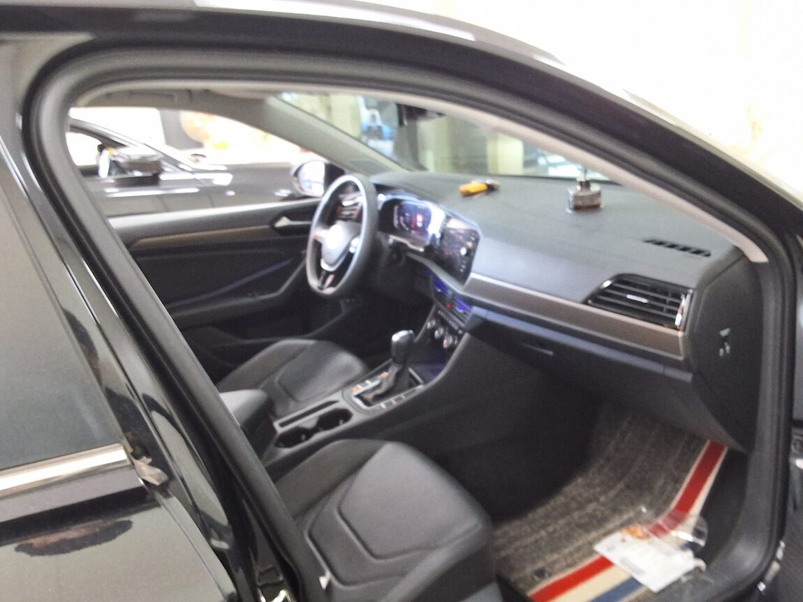 VOLKSWAGEN JETTA (7TH GEN) 1.4 TSI PRESTIGE 2021 - zdjęcie 15