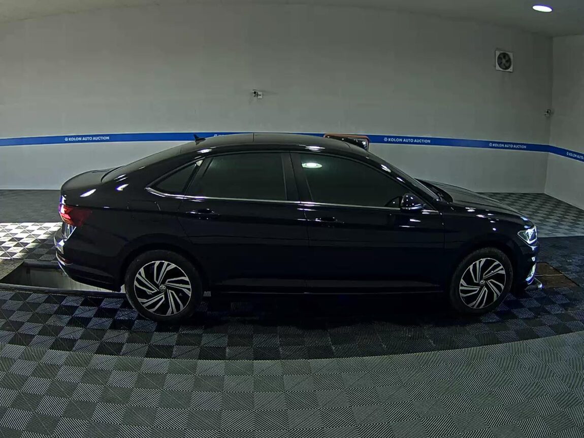 VOLKSWAGEN JETTA (7TH GEN) 1.4 TSI PRESTIGE 2021 - zdjęcie 4