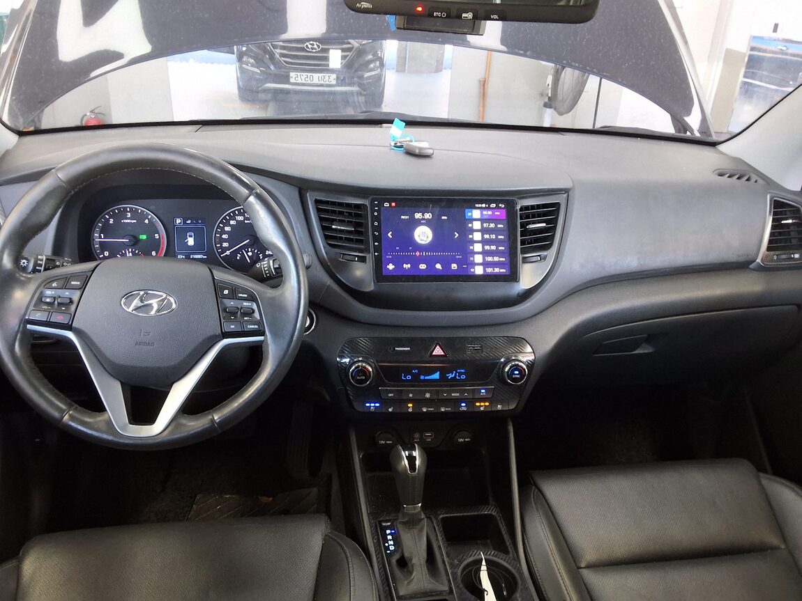 HYUNDAI ALL NEW TUCSON DIESEL R2.0 2WD PREMIUM 2016 - zdjęcie 11