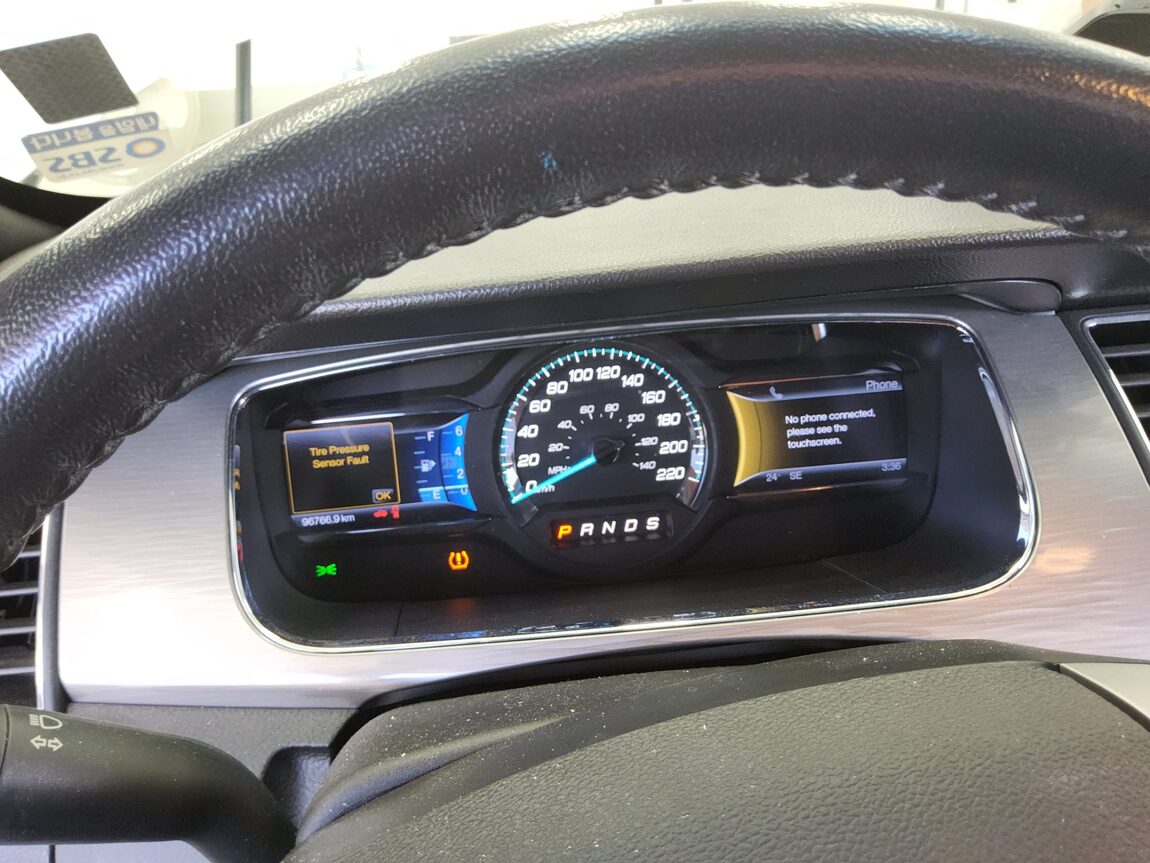 FORD TAURUS (6TH GEN) 3.5 SEL 2013 - zdjęcie 9