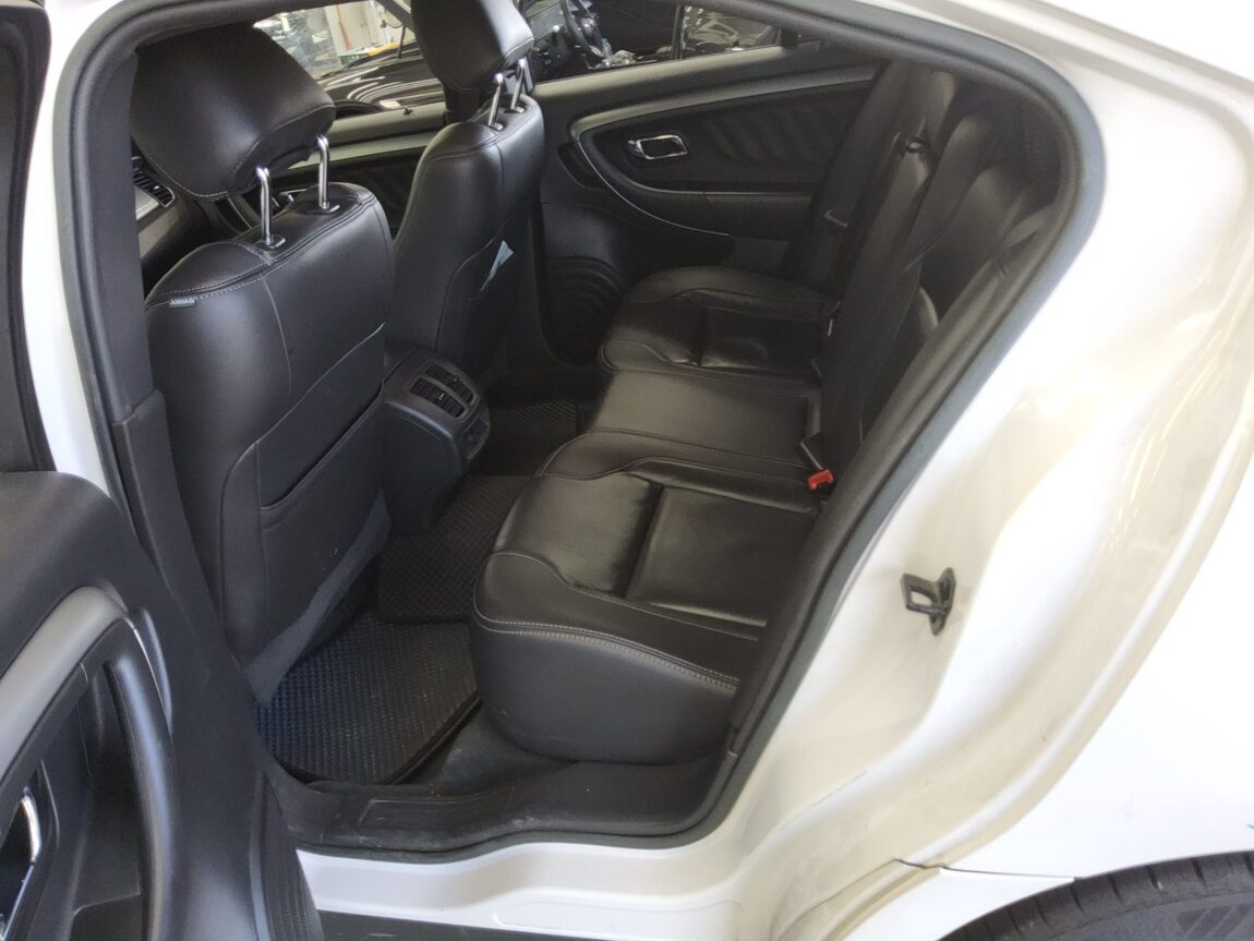 FORD TAURUS (6TH GEN) 3.5 SEL 2013 - zdjęcie 12