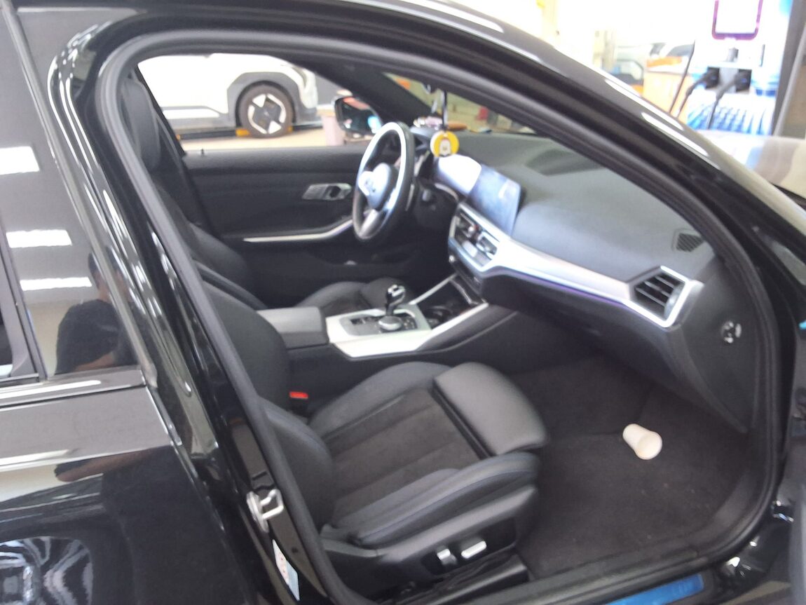 BMW 3 SERIES (7TH GEN) 320i M SPORT PERFORMANCE PACK 2022 - zdjęcie 15