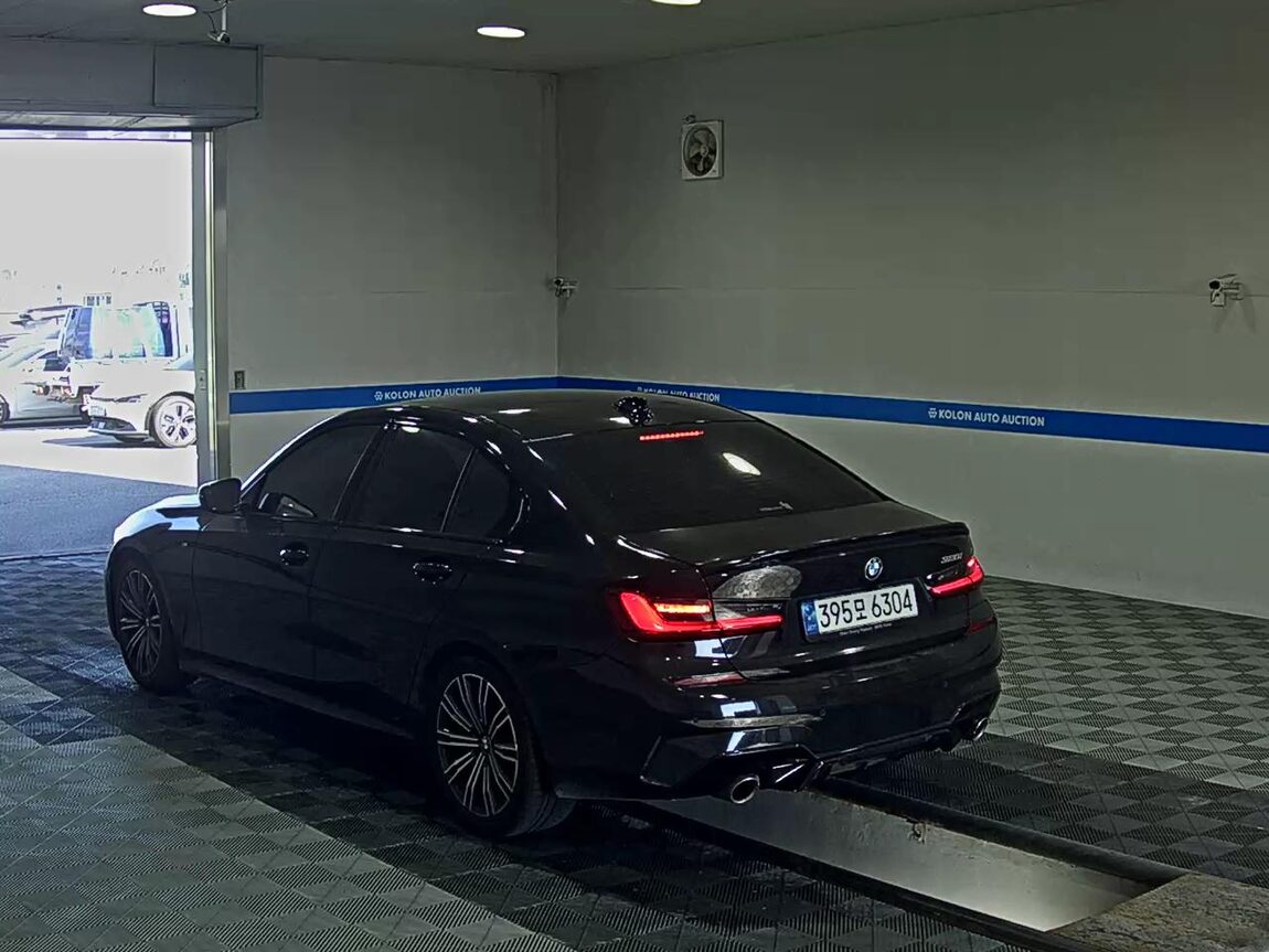 BMW 3 SERIES (7TH GEN) 320i M SPORT PERFORMANCE PACK 2022 - zdjęcie 6