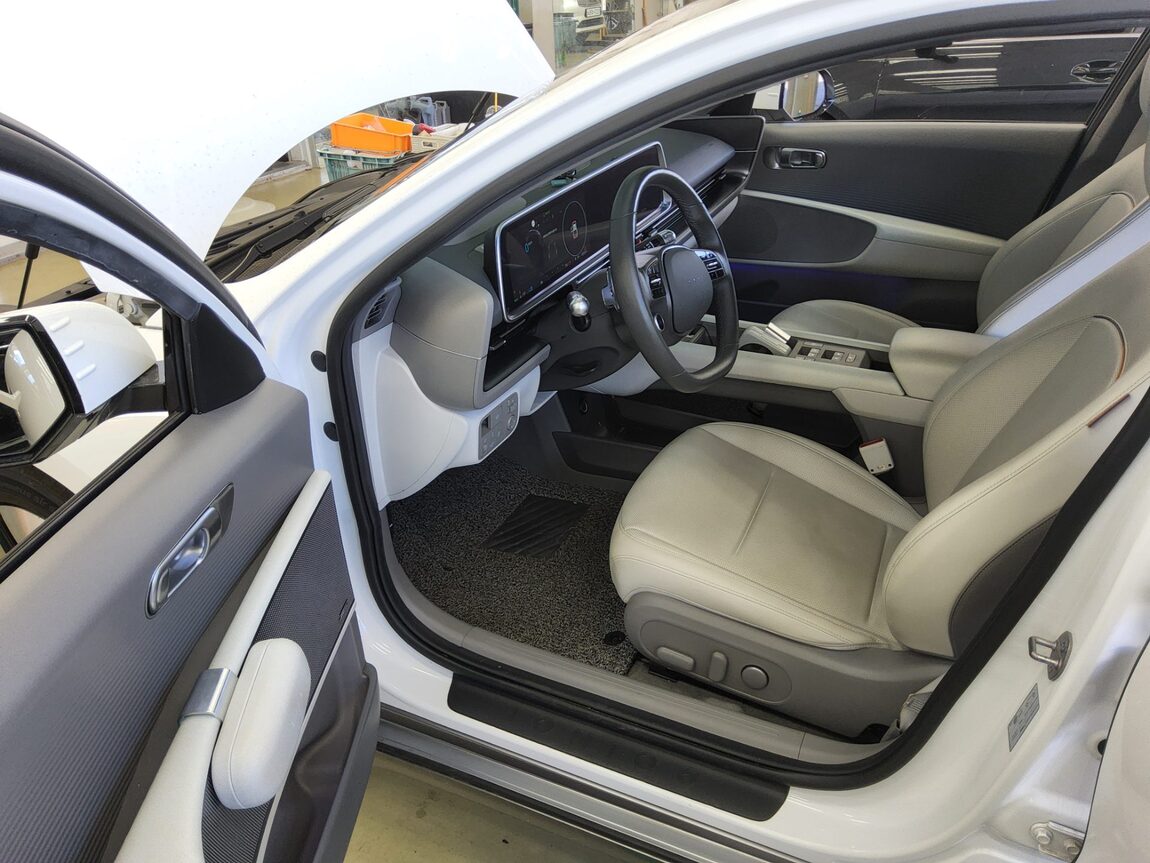 HYUNDAI IONIQ 6 LONG RANGE 2WD EXCLUSIVE PLUS 2023 - zdjęcie 10