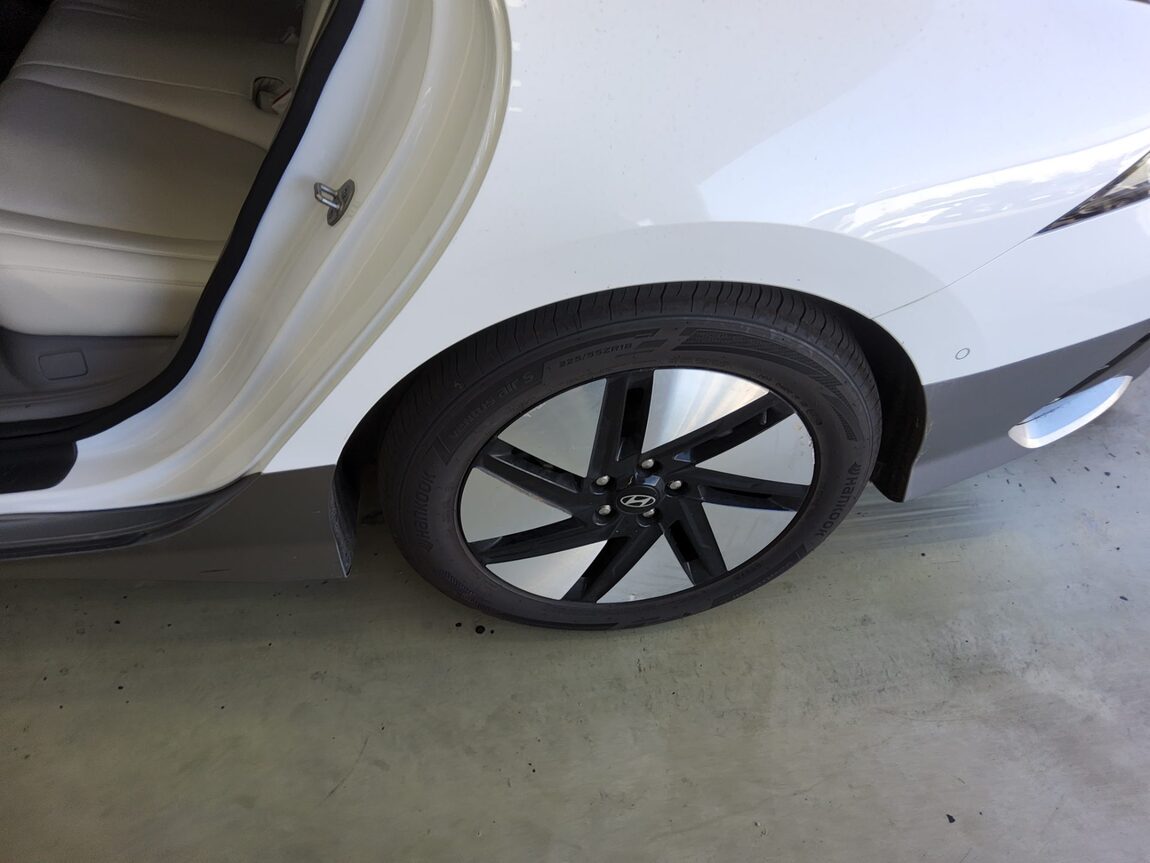 HYUNDAI IONIQ 6 LONG RANGE 2WD EXCLUSIVE PLUS 2023 - zdjęcie 22