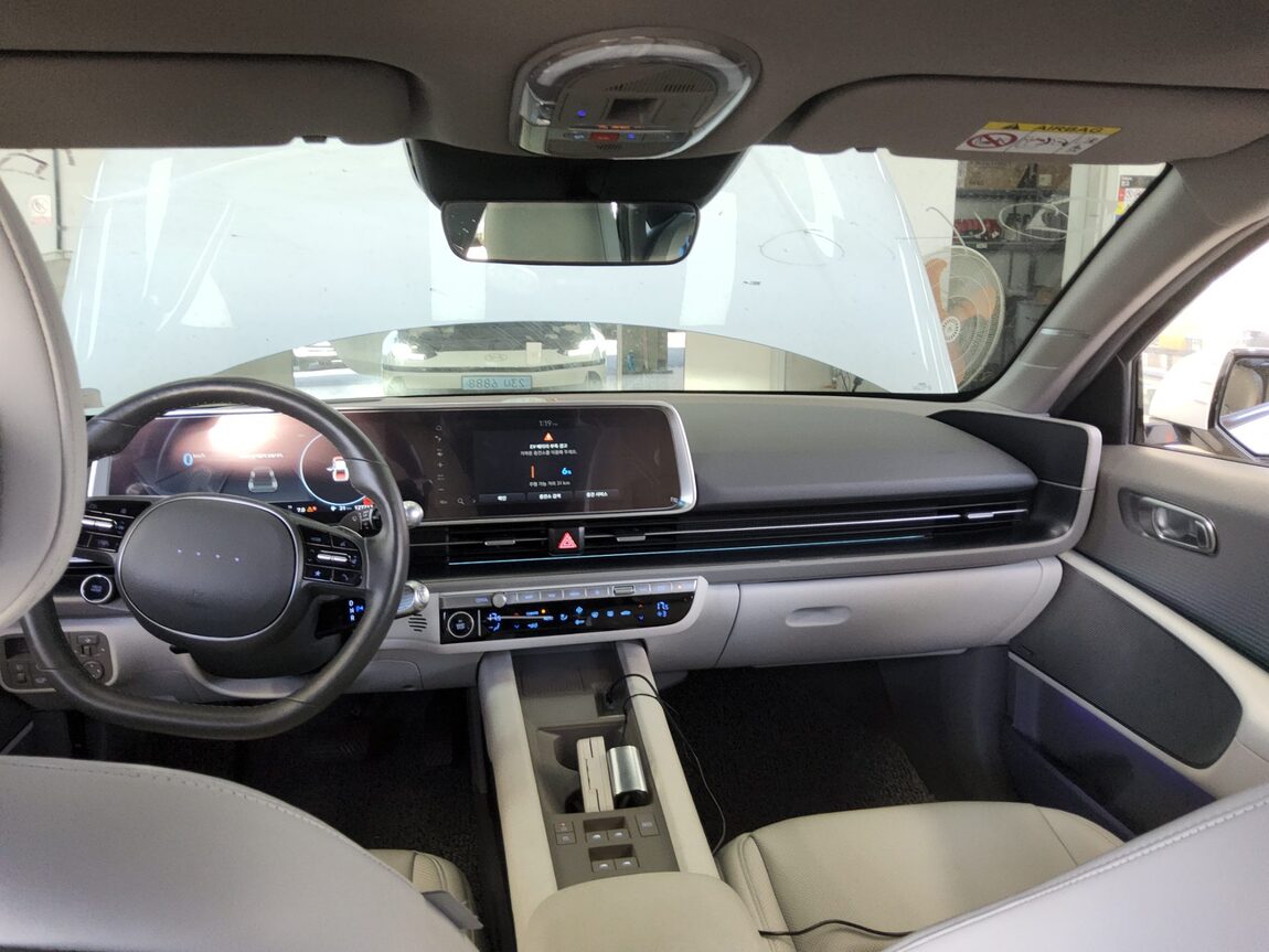 HYUNDAI IONIQ 6 LONG RANGE 2WD EXCLUSIVE PLUS 2023 - zdjęcie 11