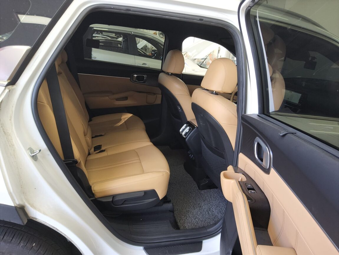 KIA NEW SORENTO (MQ4) 2.2 DIESEL 4WD NOBLESSE 2023 - zdjęcie 13