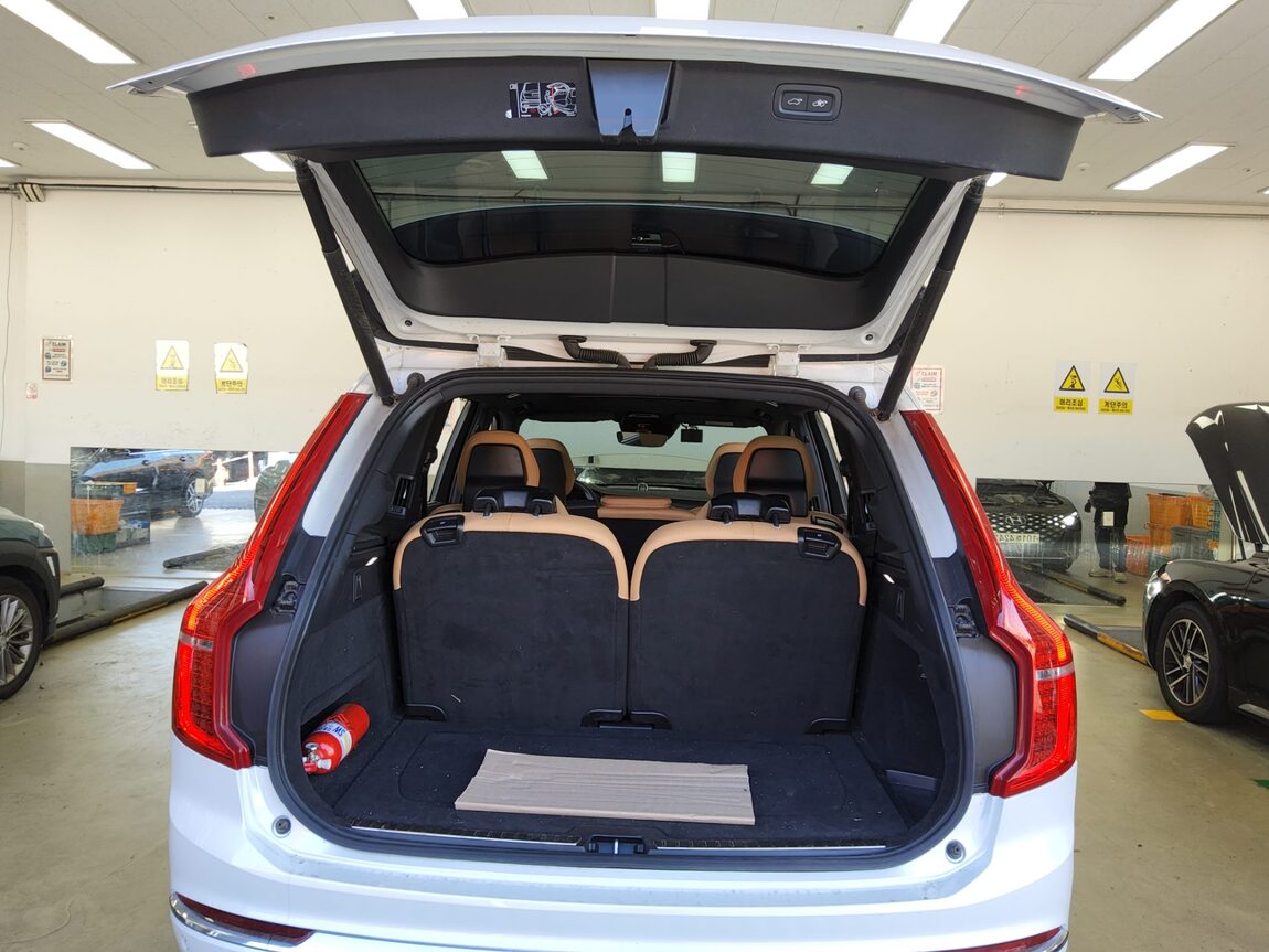 VOLVO XC90 (2ND GEN) B6 AWD INSCRIPTION 2022 - zdjęcie 15