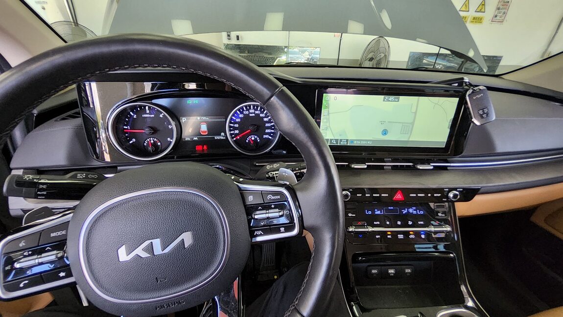 KIA NEW CARNIVAL (KA4) 9-SEATER DIESEL NOBLESSE 2023 - zdjęcie 17