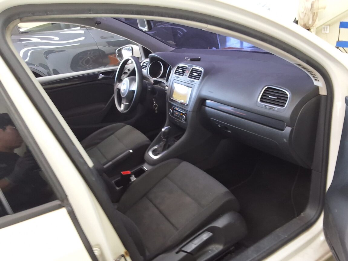 VOLKSWAGEN GOLF (6TH GEN) 1.4 TSI 2011 - zdjęcie 15