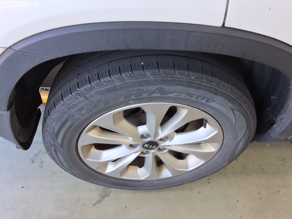 KIA NEW SORENTO R R2.0 2WD TLX 2014 - zdjęcie 23