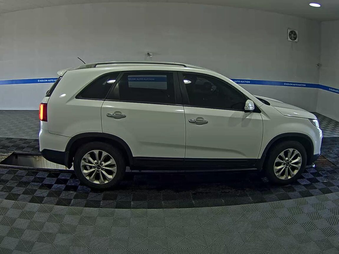 KIA NEW SORENTO R R2.0 2WD TLX 2014 - zdjęcie 4