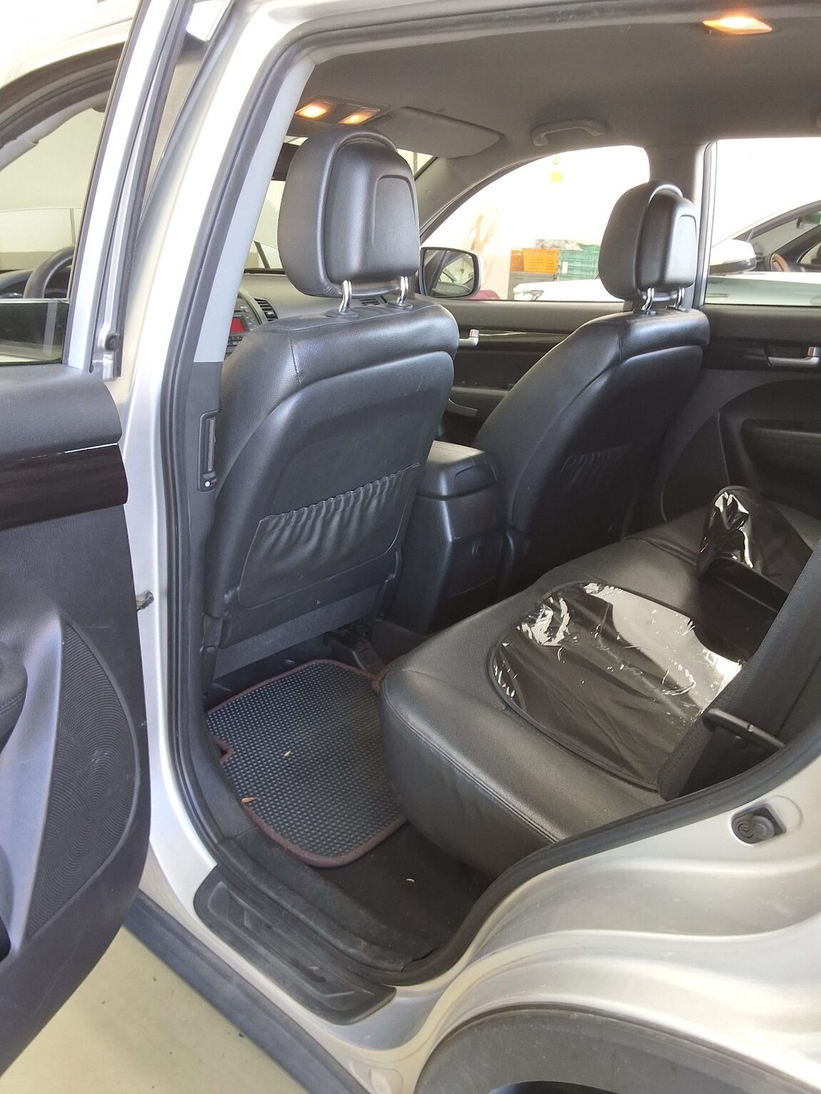 KIA SORENTO R DIESEL 2.0 2WD TLX PREMIUM MODEL 2011 - zdjęcie 12