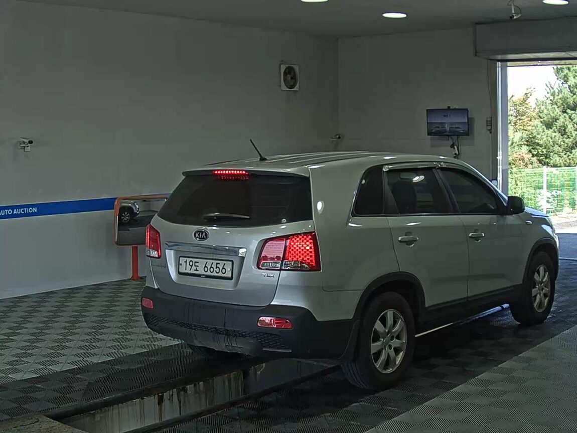 KIA SORENTO R DIESEL 2.0 2WD TLX PREMIUM MODEL 2011 - zdjęcie 5