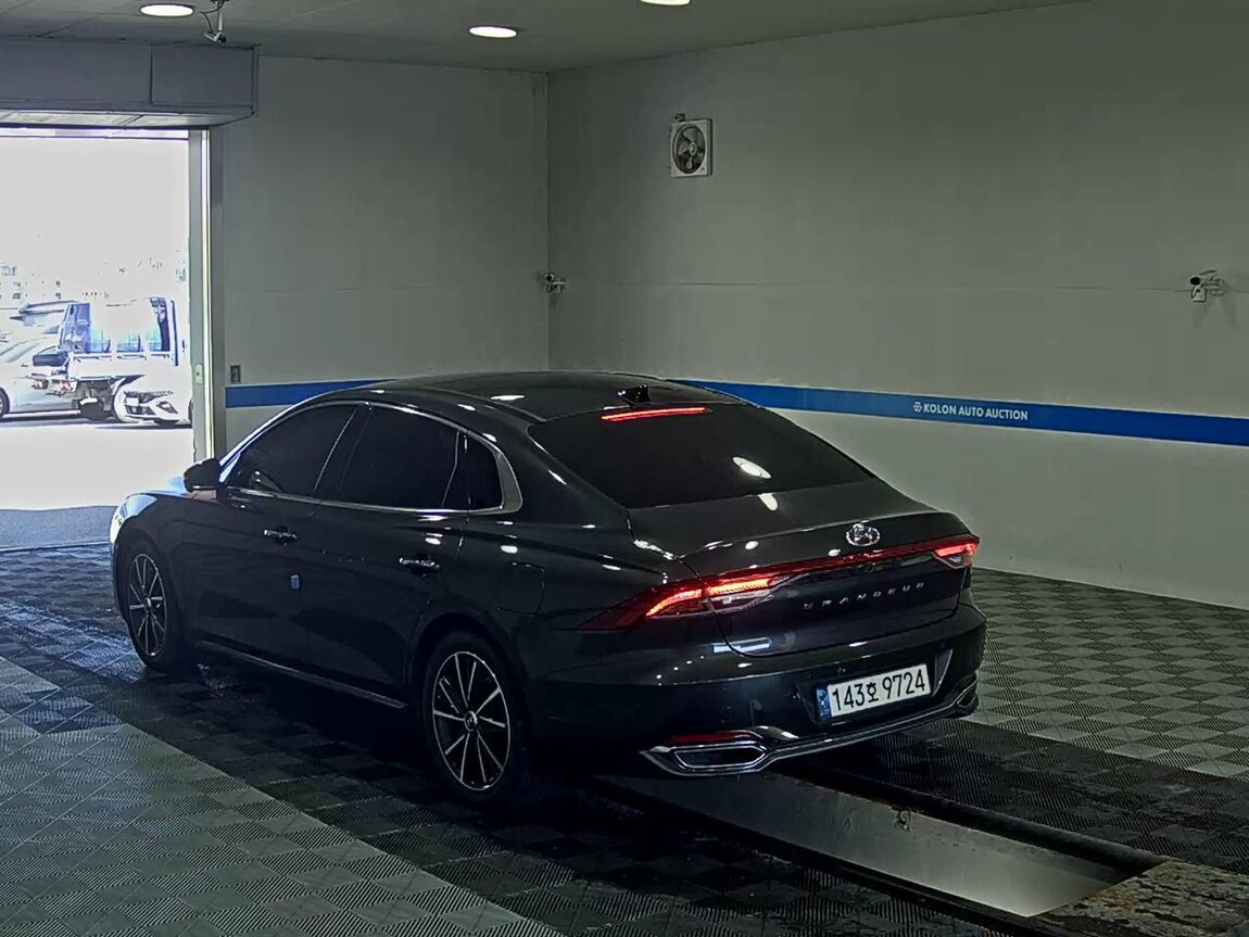 HYUNDAI THE NEW GRANDEUR IG GASOLINE 2.5 LE BLANC 2022 - zdjęcie 6