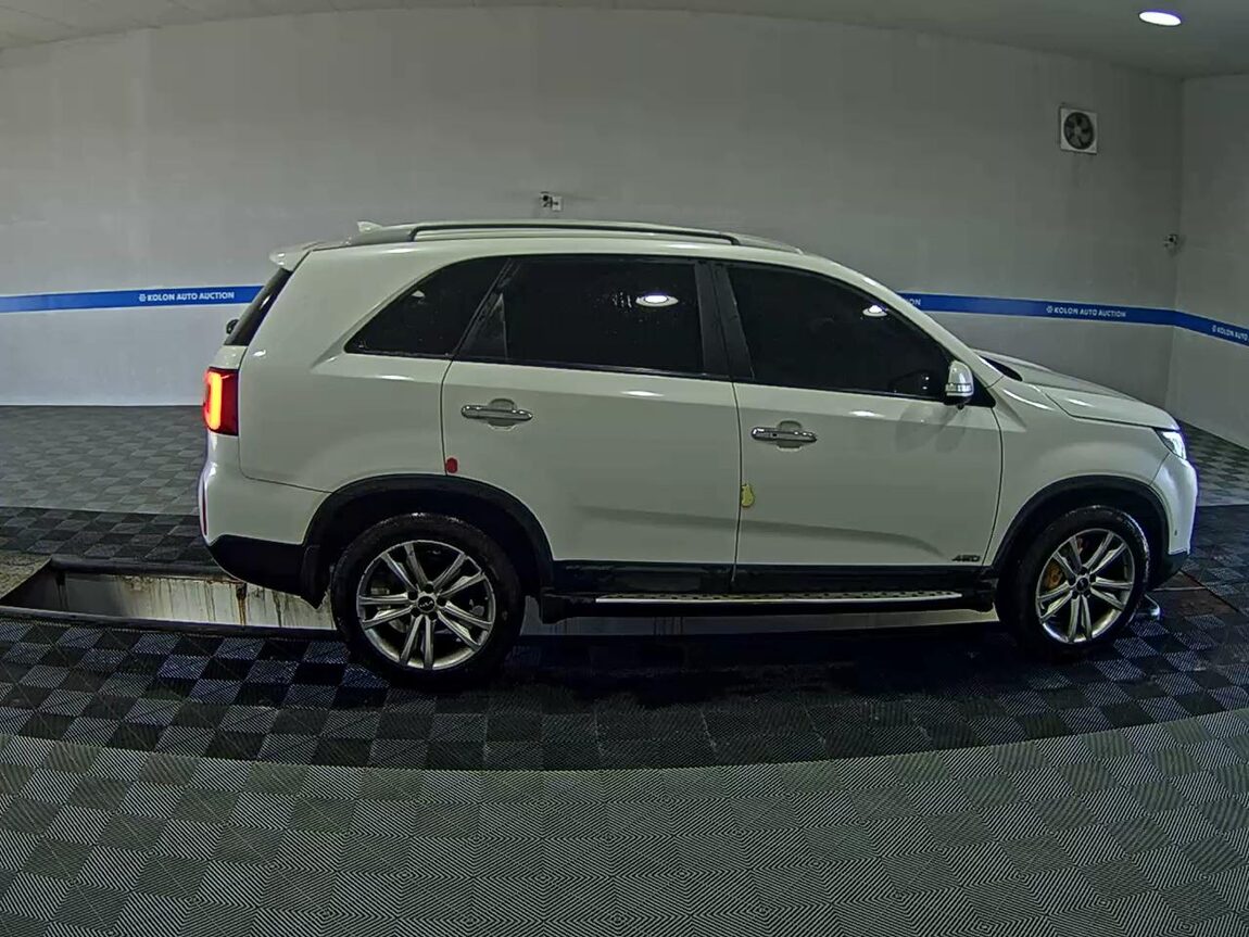 KIA NEW SORENTO R R2.2 4WD NOBLESSE 2014 - zdjęcie 4