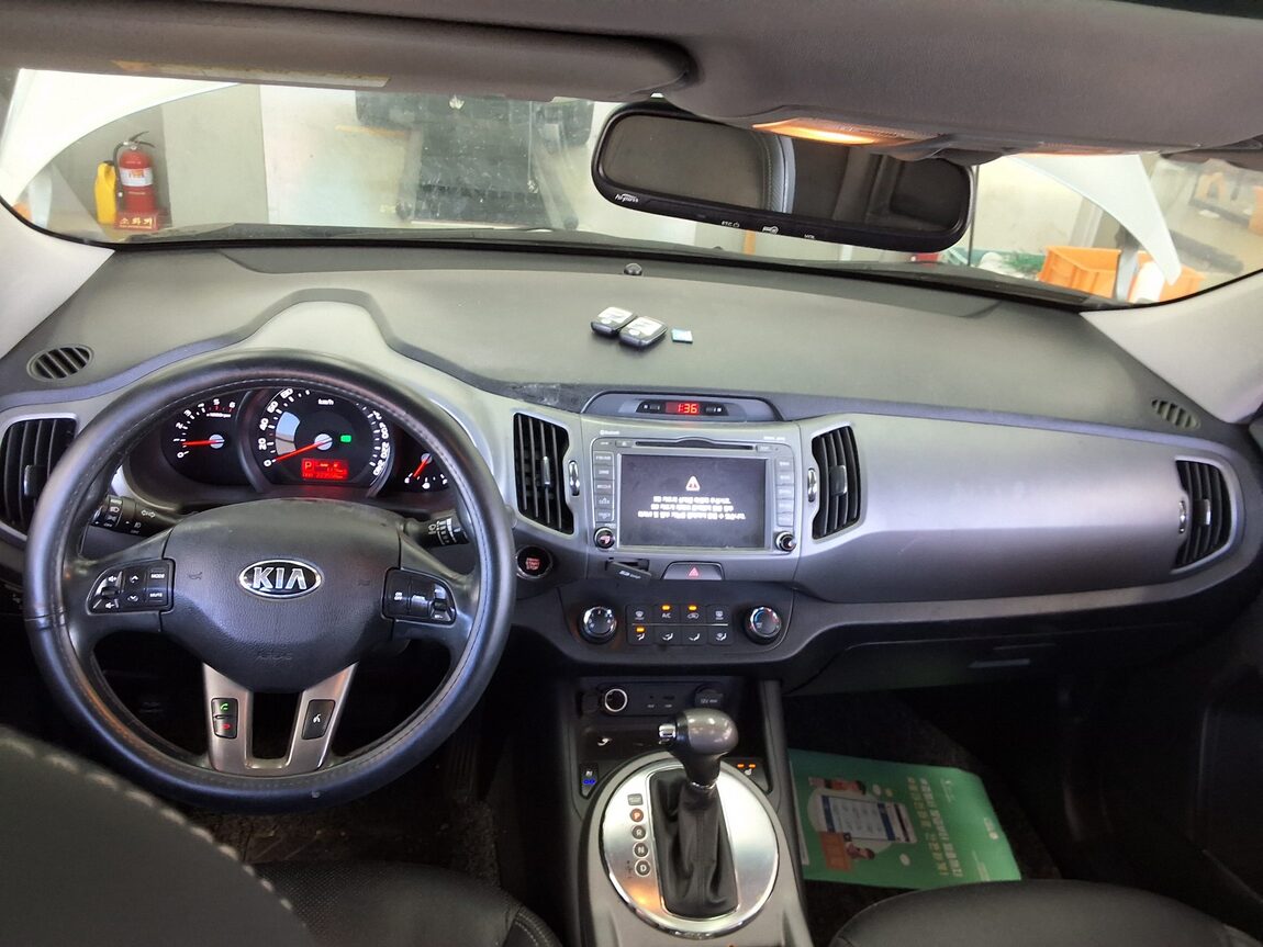 KIA THE NEW SPORTAGE R DIESEL R2.0 2WD TRENDY 2015 - zdjęcie 11