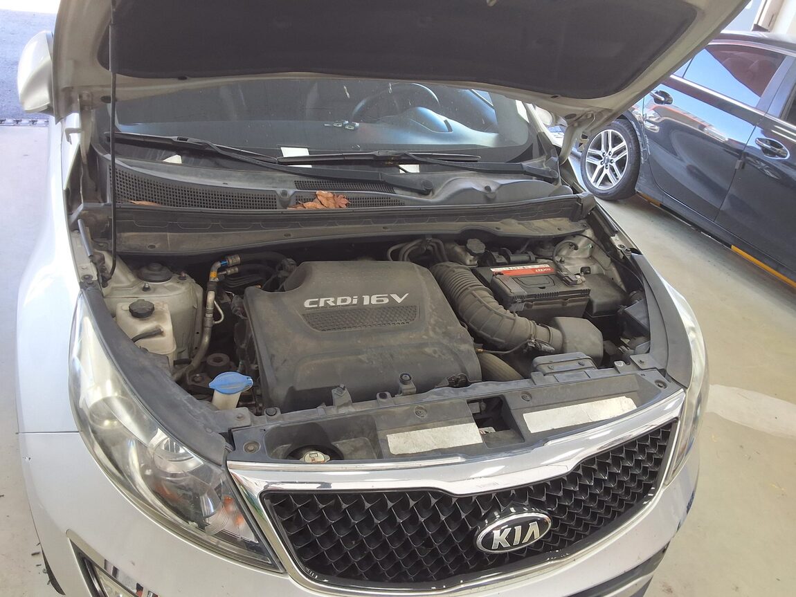 KIA THE NEW SPORTAGE R DIESEL R2.0 2WD TRENDY 2015 - zdjęcie 19