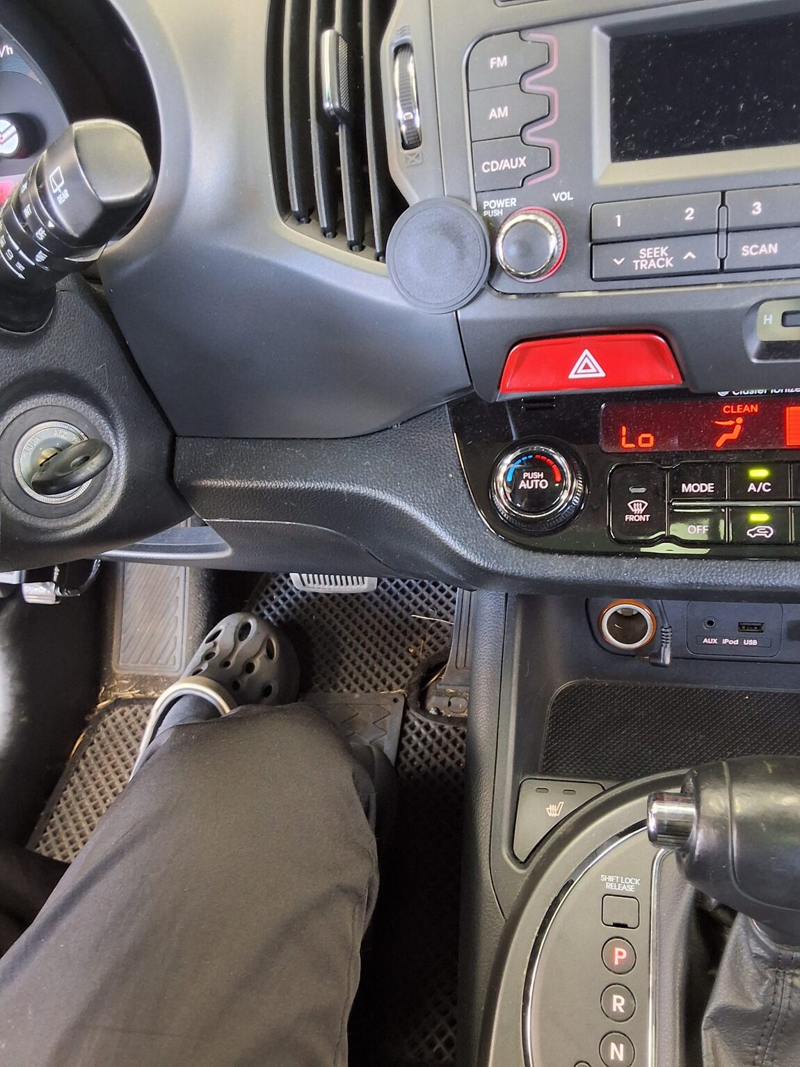 KIA SPORTAGE R DIESEL R2.0 2WD TLX PREMIUM MODEL 2011 - zdjęcie 17