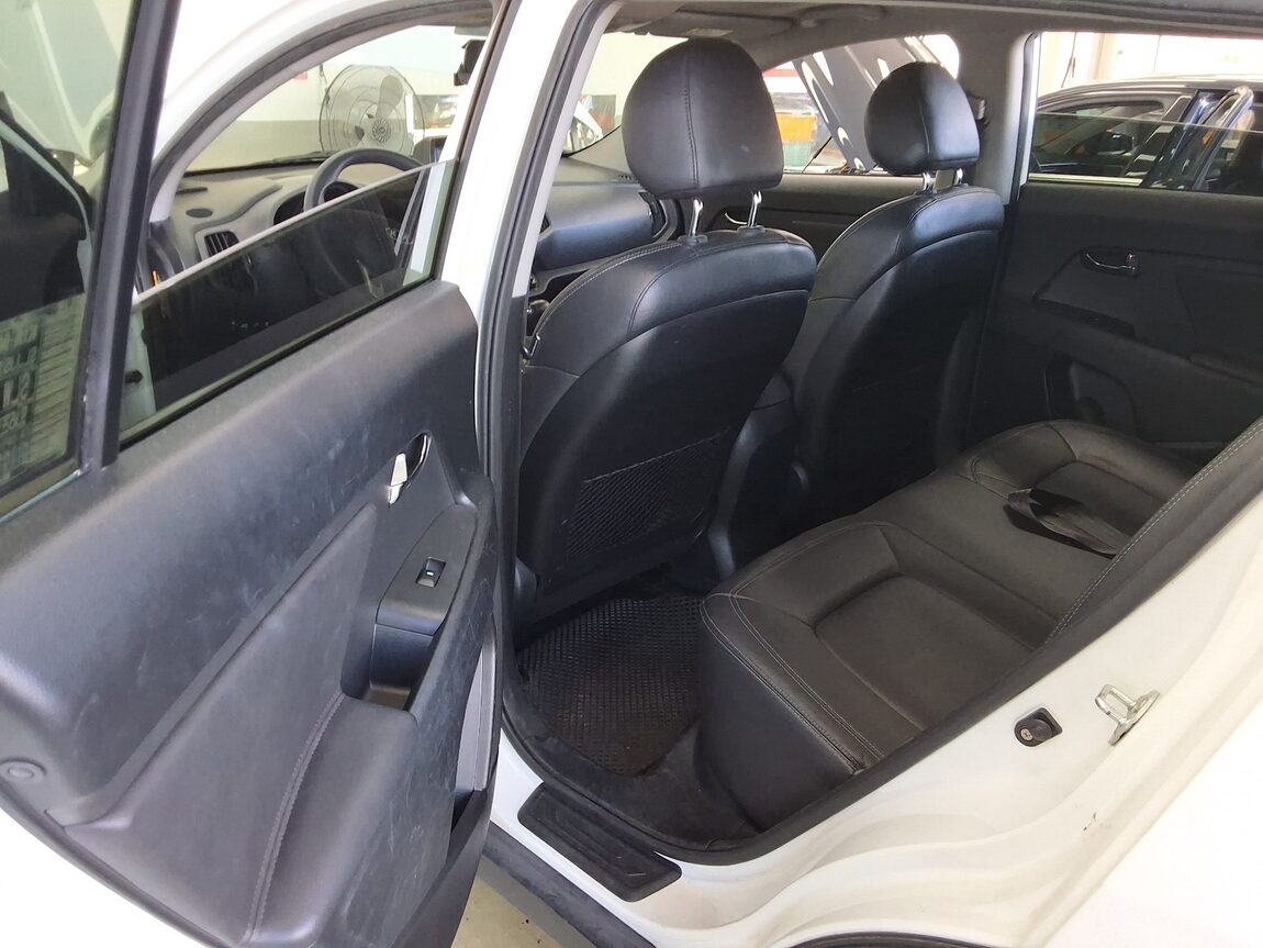 KIA SPORTAGE R DIESEL R2.0 2WD TLX PREMIUM MODEL 2011 - zdjęcie 12