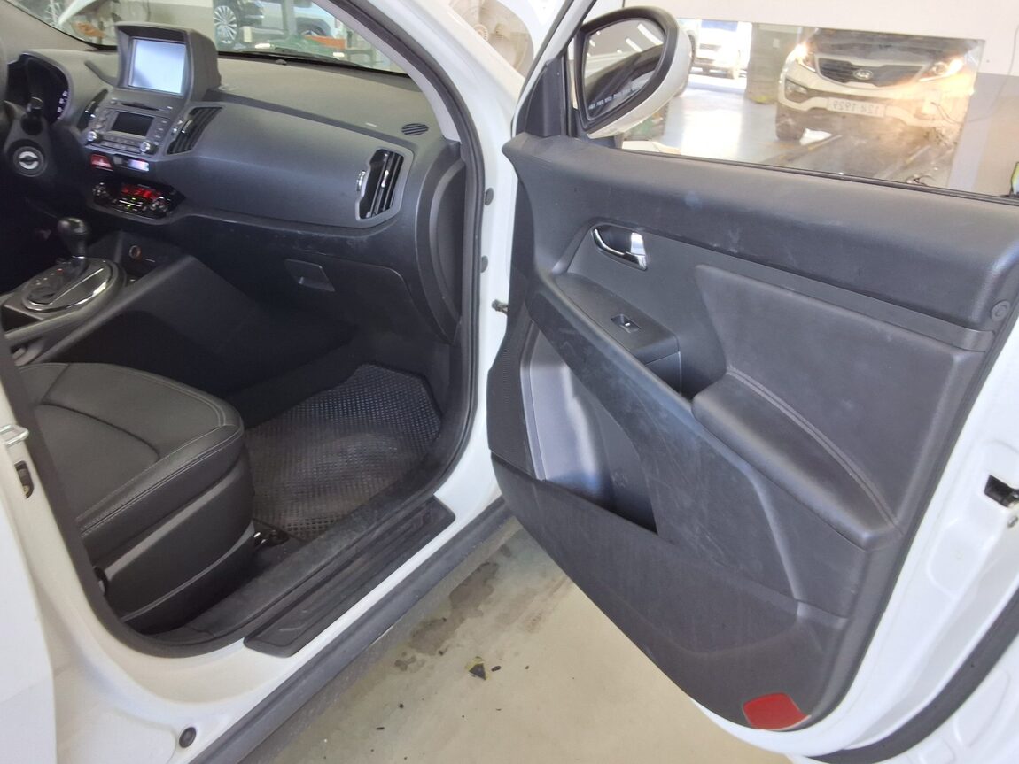 KIA SPORTAGE R DIESEL R2.0 2WD TLX PREMIUM MODEL 2011 - zdjęcie 14