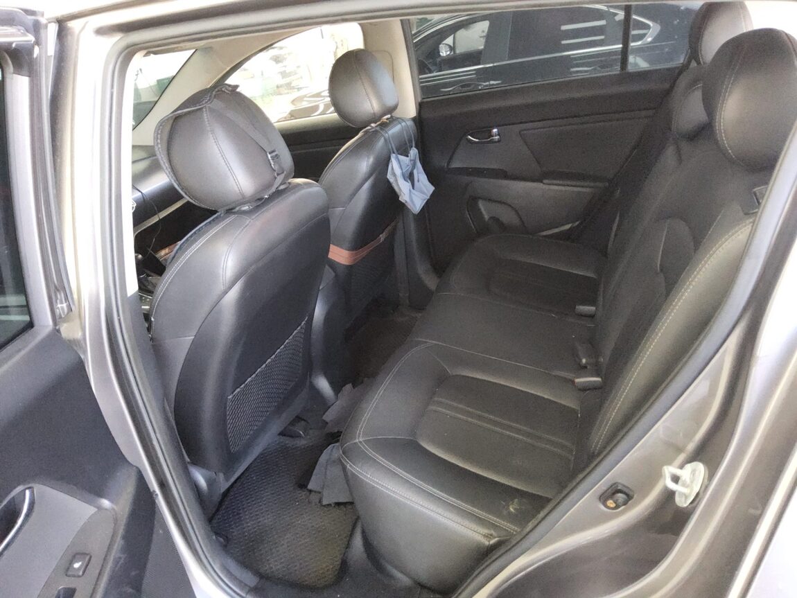 KIA SPORTAGE R DIESEL R2.0 2WD TLX PREMIUM 2011 - zdjęcie 12
