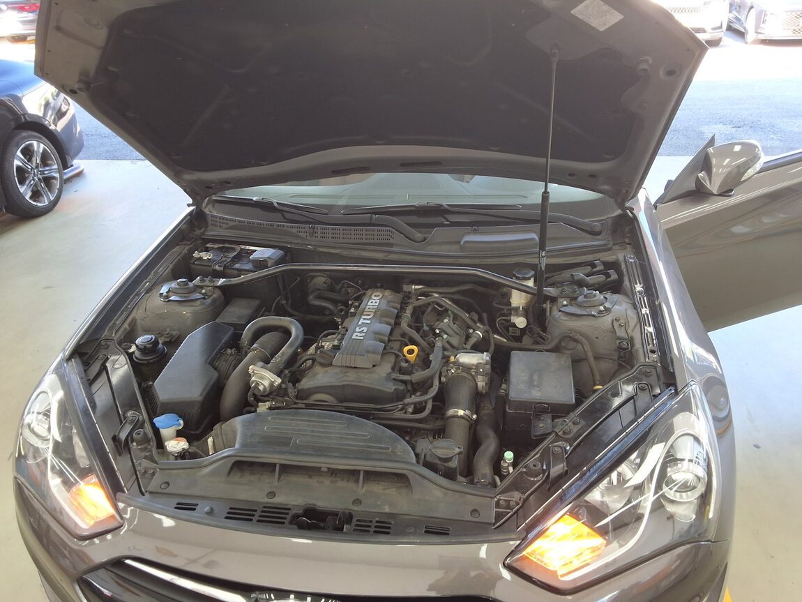 HYUNDAI GENESIS COUPE 200 TURBO S 2012 - zdjęcie 20