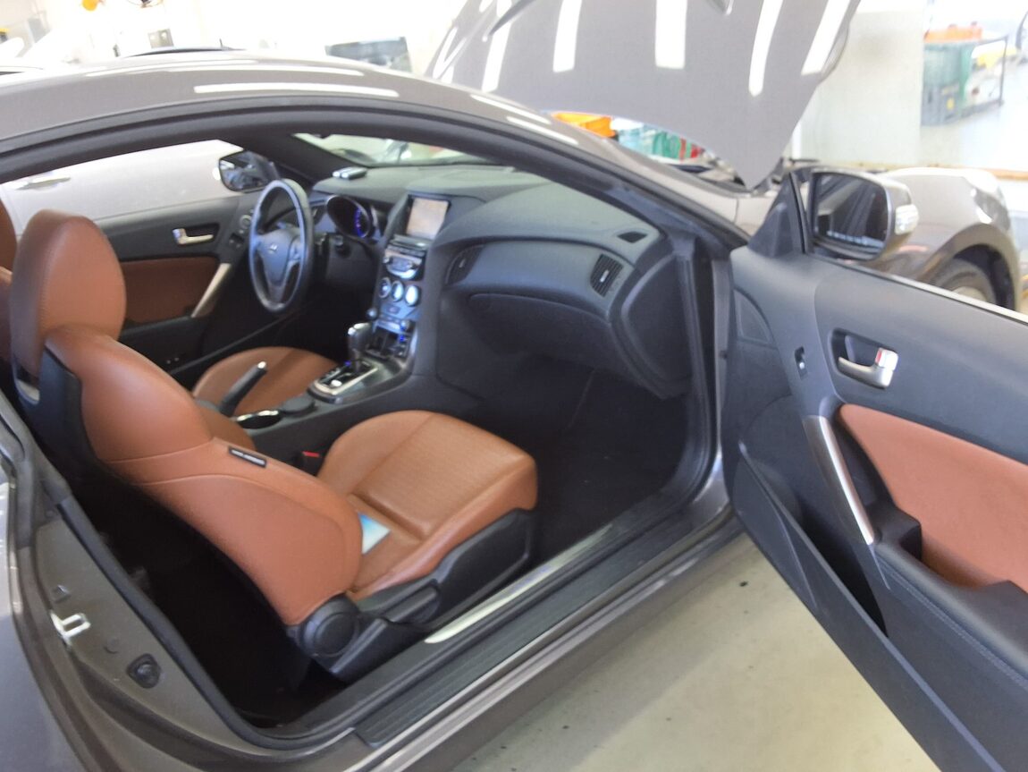 HYUNDAI GENESIS COUPE 200 TURBO S 2012 - zdjęcie 14