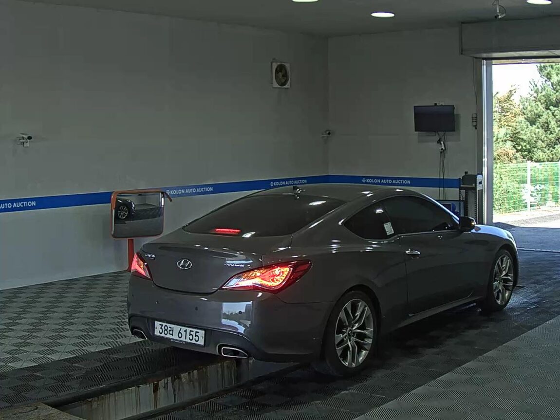 HYUNDAI GENESIS COUPE 200 TURBO S 2012 - zdjęcie 5