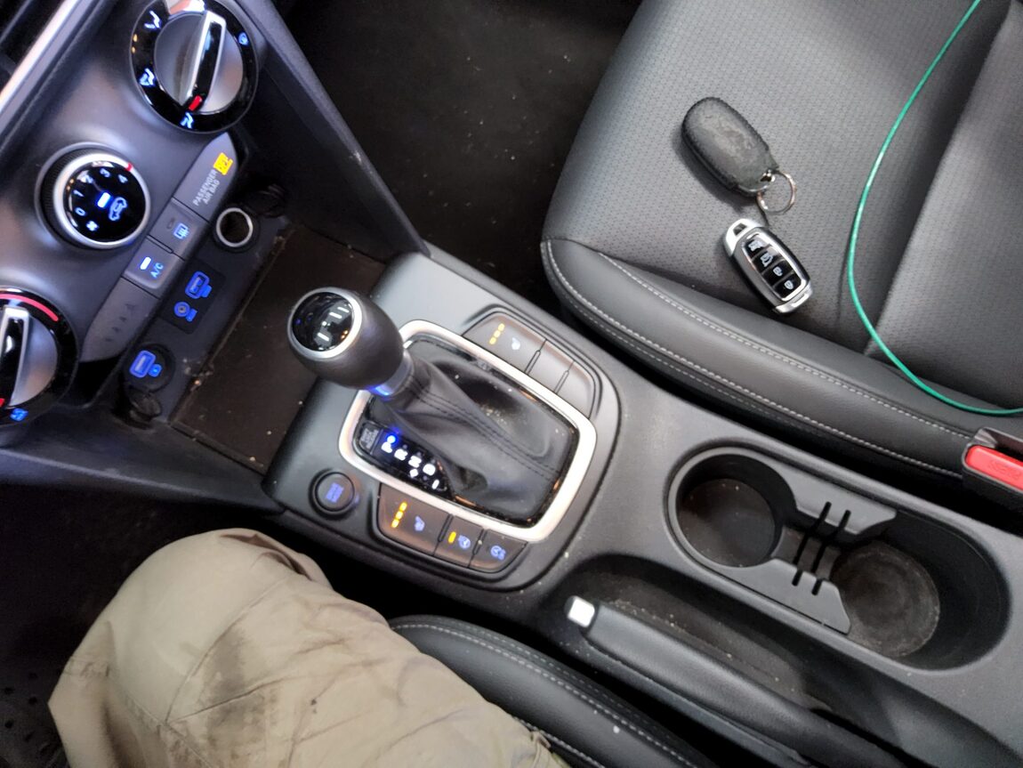 HYUNDAI KONA 1.6 DIESEL 2WD MODERN CHOICE 2020 - zdjęcie 18