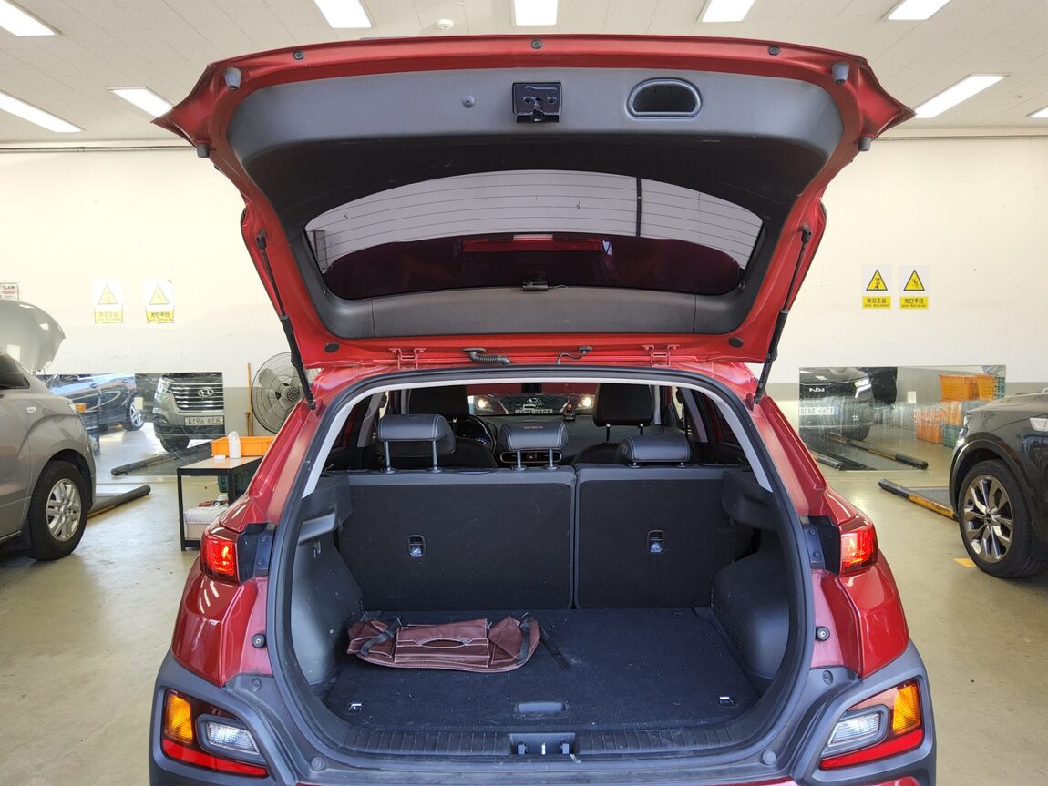 HYUNDAI KONA 1.6 DIESEL 2WD MODERN CHOICE 2020 - zdjęcie 15